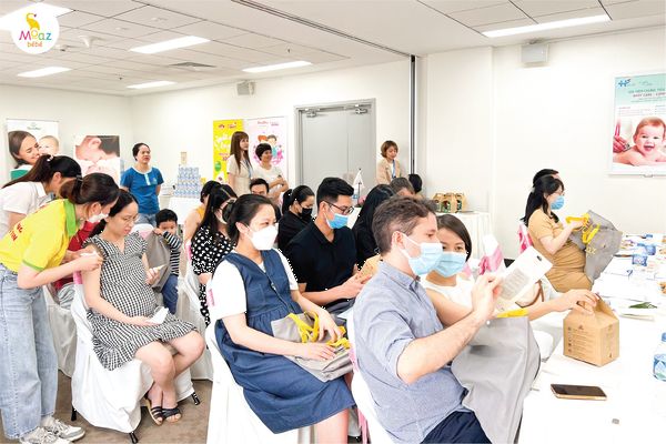 Hội thảo Bệnh viện Việt Pháp thu hút nhiều mẹ bầu tham dự 