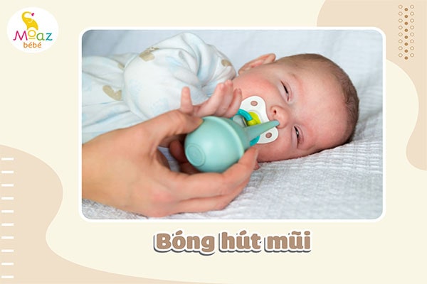 Bóng hút mũi được sử dụng để hút mũi cho bé