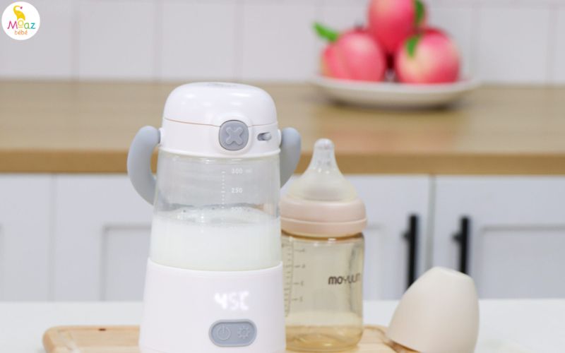 Sử dụng máy hâm sữa Moaz giúp ba mẹ rút gọn thời gian