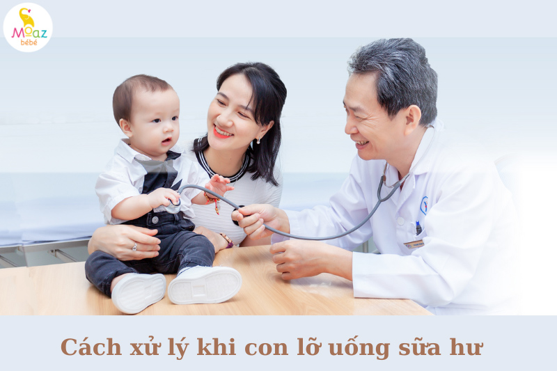 Cách xử lý khi con lỡ uống phải sữa thiu