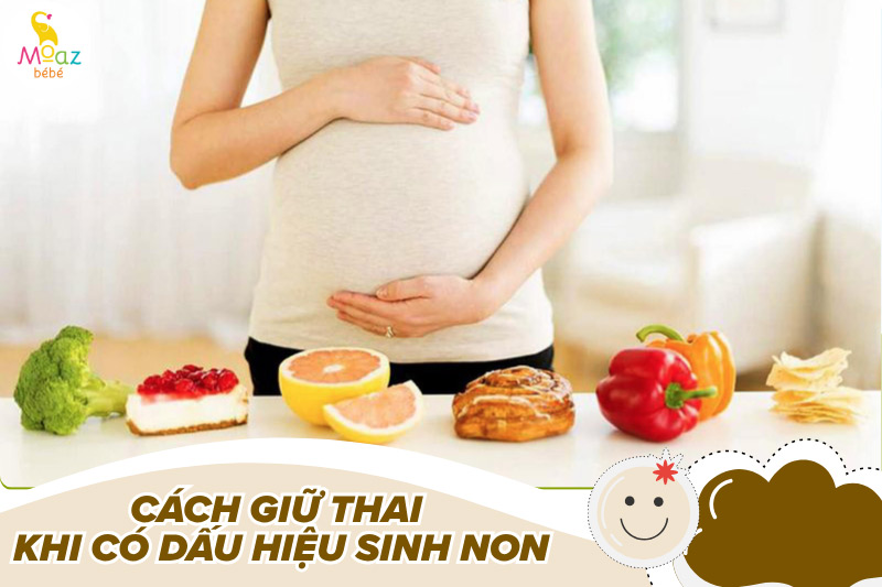 Khi có dấu hiệu sinh non mẹ bầu nên làm gì?