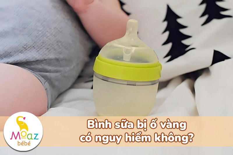 Cách làm sạch bình sữa bị ố vàng nhanh, an toàn cho bé 2 Bình sữa bị ố vàng có nguy hiểm không?Bình sữa bị ố vàng có nguy hiểm không?