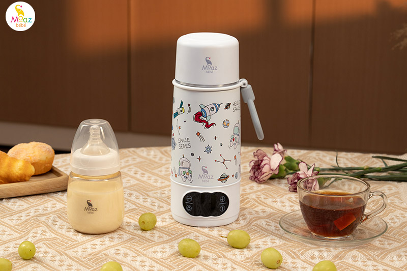 Cách pha sữa cho bé khi đi du lịch nhanh, chuẩn nhiệt độ không cần ấm đun 1 Vì sao pha sữa khi đi du lịch lại khó khăn?