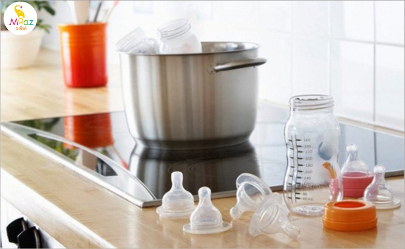Công nghệ rửa nước nóng giúp máy rửa bình sữa MB122 sạch khuẩn hơn 1 Vì sao nước nóng giúp làm sạch tốt hơn nước thường?