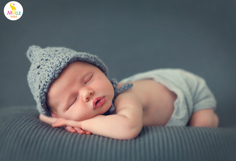 Những nguyên nhân khiến trẻ sơ sinh ngủ nhiều