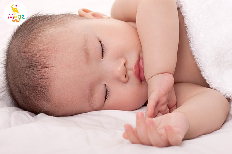 Thời gian ngủ của trẻ sơ sinh theo tháng