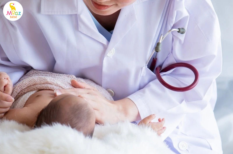 Chăm sóc trẻ sơ sinh bị vàng da đúng cách