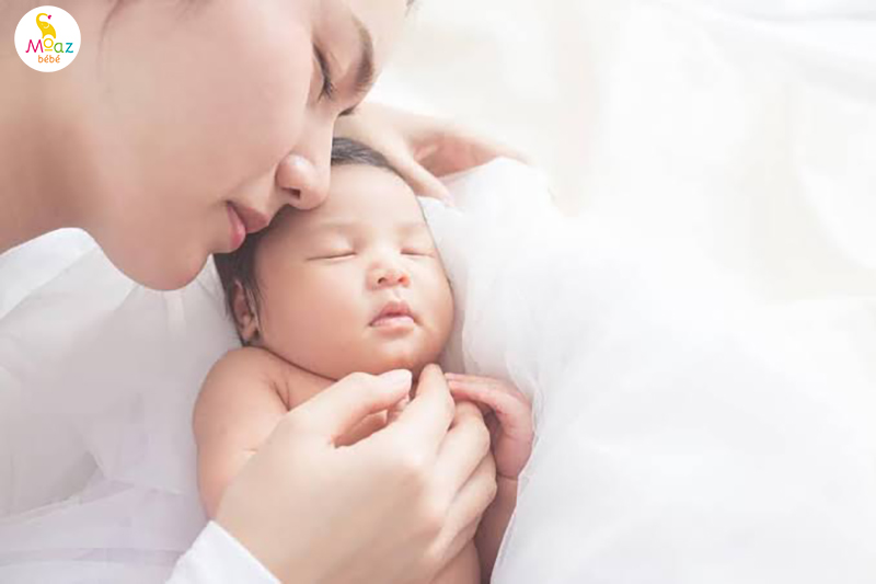 Làm sao để biết bé bú không đủ sữa?