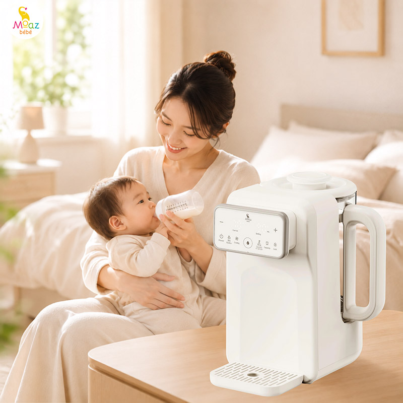 Bình đun nước pha sữa giúp chuẩn bị sữa nhanh chóng