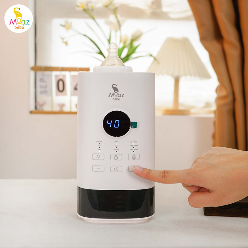 Máy hâm sữa giúp mẹ chủ động chuẩn bị cữ bú