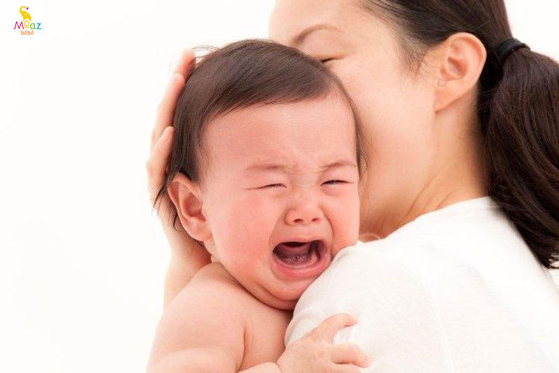Cách xử lý khi trẻ sơ sinh khóc