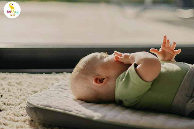 Có nên tắm nắng cho trẻ sơ sinh mỗi ngày không? 2 lợi ích khi tắm nắng cho trẻ sơ sinh đúng cách