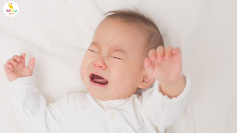 Vì sao trẻ hay khóc trước khi ngủ? Cách giúp bé dễ ngủ hơn 1 Trẻ hay khóc trước khi ngủ là bình thường hay bất thường?